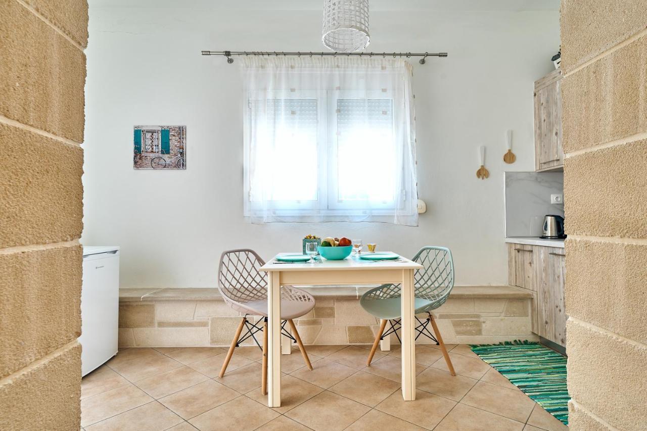 Semeli Apartment Kíssamos Eksteriør billede